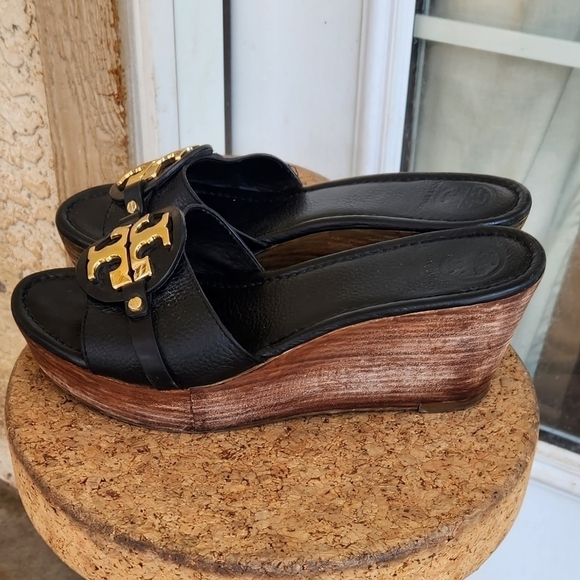 Tory Burch Patti Wedge Wooden Heels Sandals - Picture 3 of 7